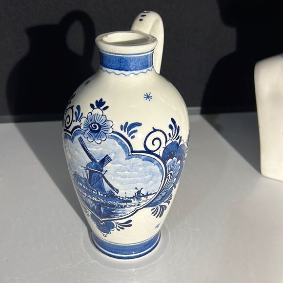 Delft Blue Handpainted Ceramic Pitcher No Cork Made In Holland 6807 G BOLS - Picture 1 of 10